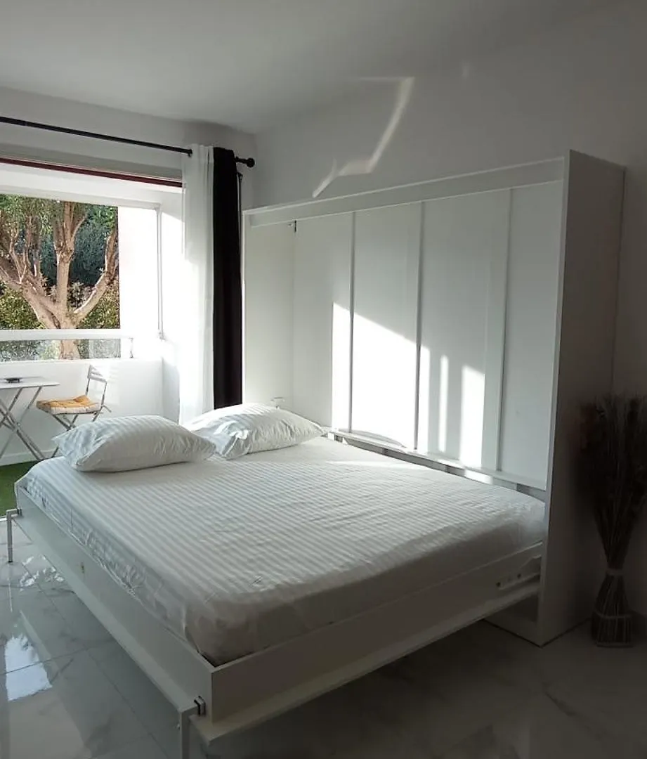 Residence Bord De Mer, Cannes Midi, Acces Direct A La Plage Apartamento
